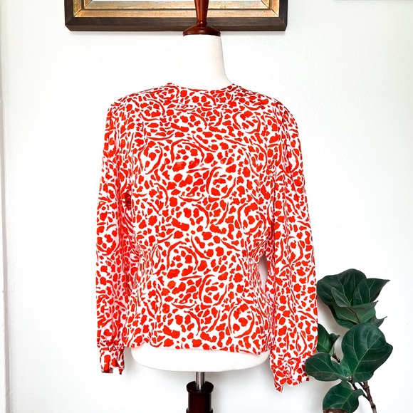 VINTAGE 🍓 Classy Abstract Print Blouse - Picture 1 of 5